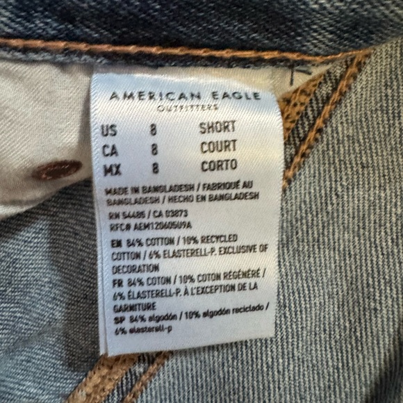 AE Size 8. High-rise Short Length Baggy Jean. - Picture 7 of 12